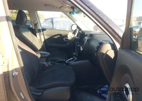 2015 Kia Soul z USA, uszkodzony, nr VIN KNDJN2A22F7228129